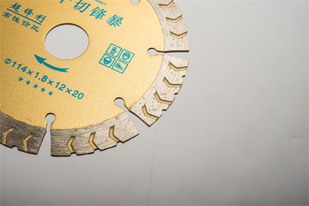 金剛石圓鋸片的加工設備相關介紹！